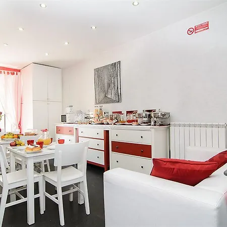 Angioini Apartahotel Nápoles