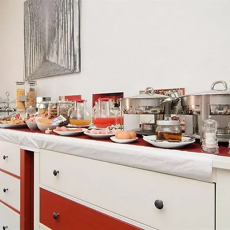 Angioini Apartahotel *